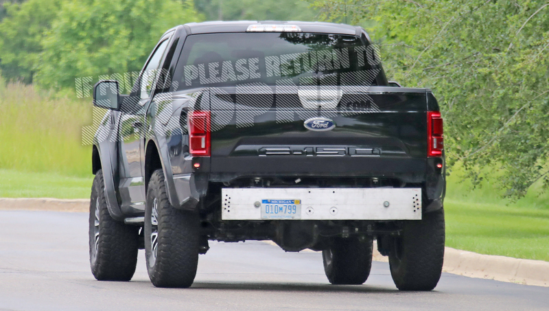 Illustration for article titled This Ford Bronco Test Mule Looks Kind of Fantastic Just as It Is